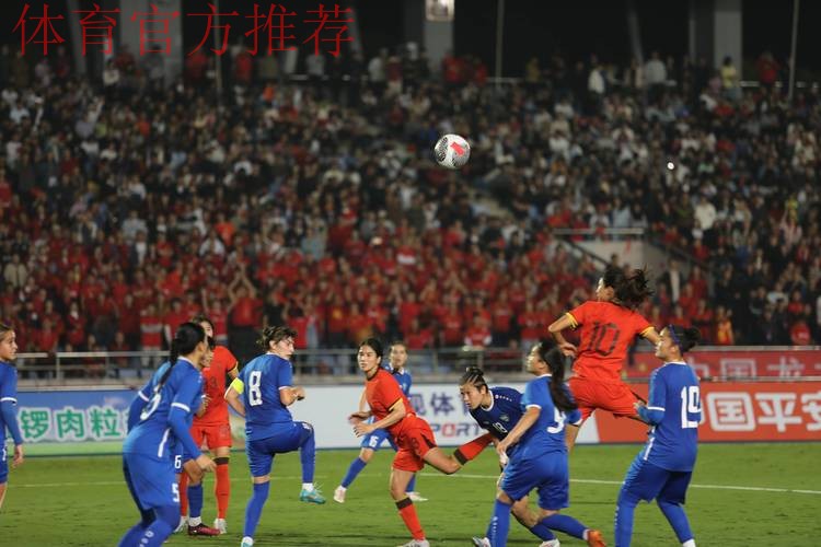 中国女足积蓄力量 力争2015世界杯重返前八 中国女足积蓄力量 力争2015世界杯重返前八